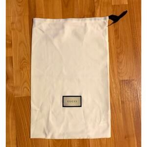 Gucci dust bag